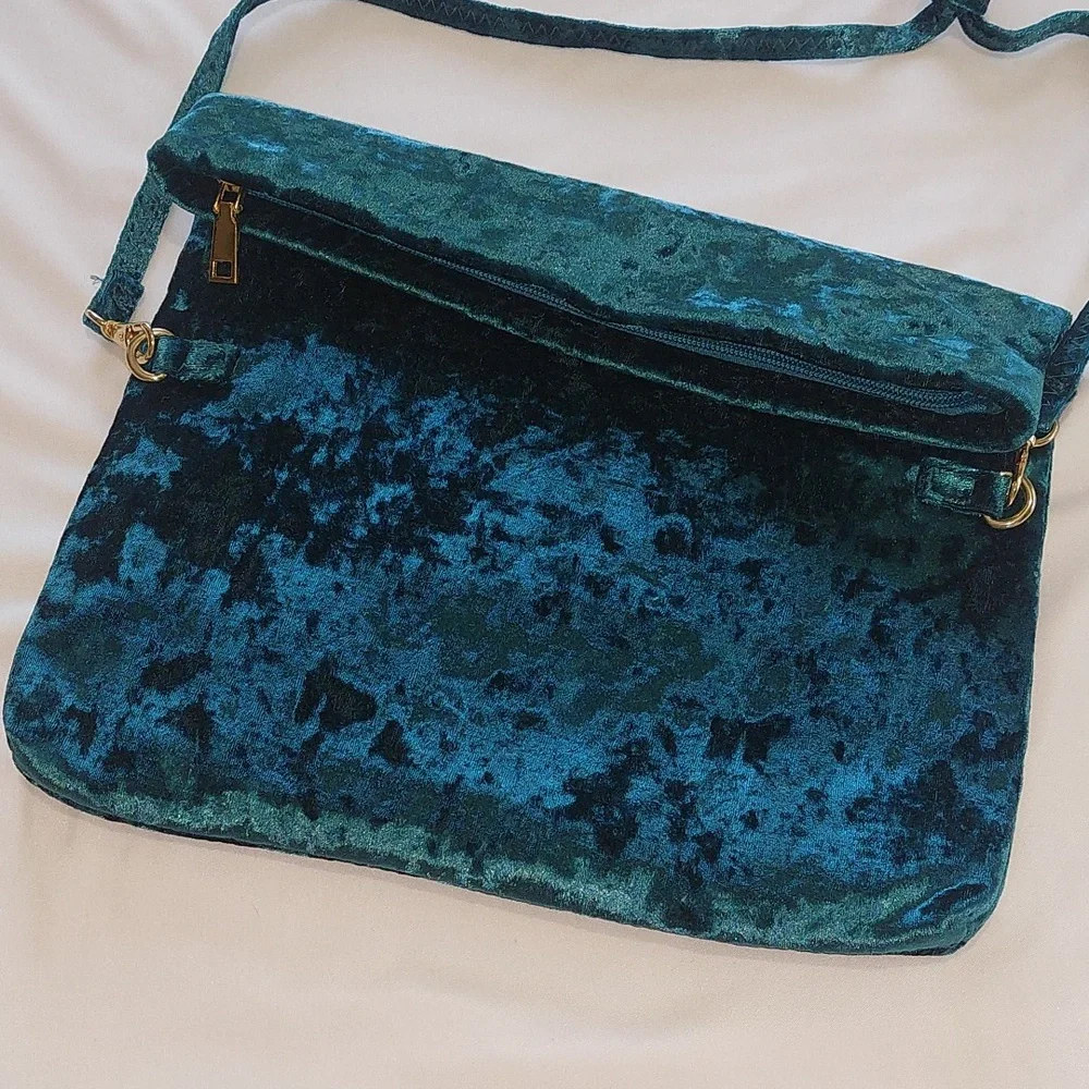Teal Velvet Clutch Bag.Very Good Condition.